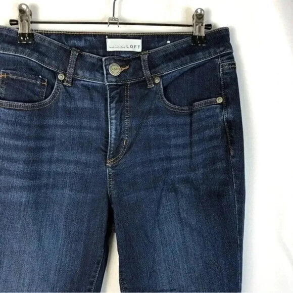 Ann Taylor LOFT Dark Wash Mid Rise Raw Hem Curvy Skinny Jeans 26 - Picture 4 of 5